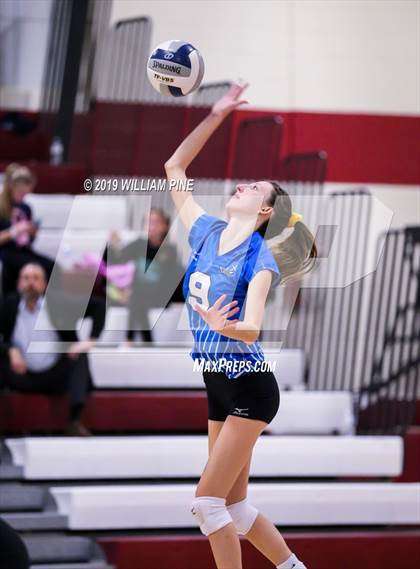 Thumbnail 3 in Hendrick Hudson vs. Cornwall Central (NYSPHSAA Class A Regional Semifinal) photogallery.