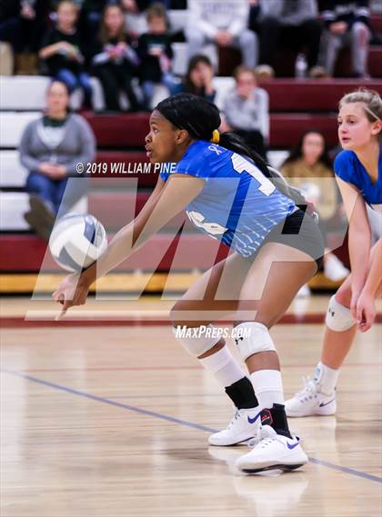 Thumbnail 3 in Hendrick Hudson vs. Cornwall Central (NYSPHSAA Class A Regional Semifinal) photogallery.