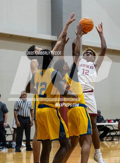 Thumbnail 2 in JV: I3 Academy @ Brookwood photogallery.