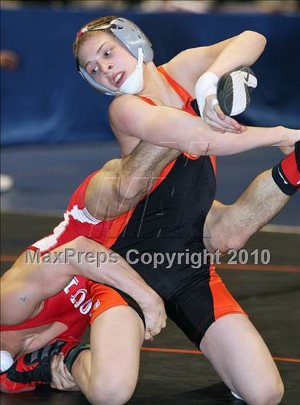 Thumbnail 2 in NYSPHSAA Championships (D1 Quarterfinal Round) photogallery.