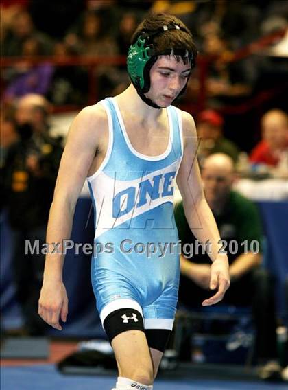 Thumbnail 1 in NYSPHSAA Championships (D1 Quarterfinal Round) photogallery.