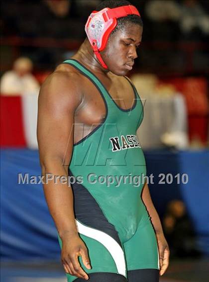 Thumbnail 3 in NYSPHSAA Championships (D1 Quarterfinal Round) photogallery.