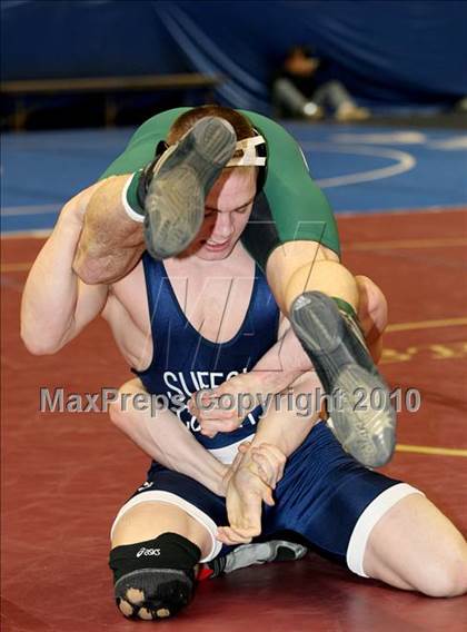 Thumbnail 1 in NYSPHSAA Championships (D1 Quarterfinal Round) photogallery.