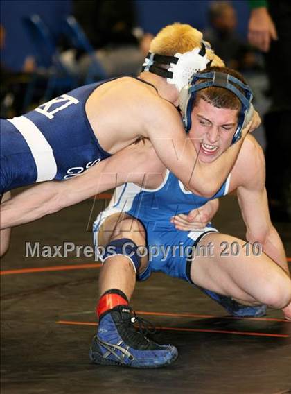 Thumbnail 2 in NYSPHSAA Championships (D1 Quarterfinal Round) photogallery.