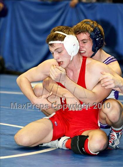 Thumbnail 3 in NYSPHSAA Championships (D1 Quarterfinal Round) photogallery.
