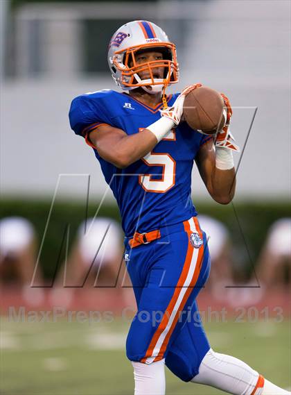 Thumbnail 2 in DeLand @ Bolles photogallery.