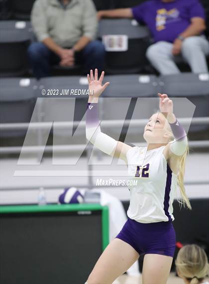 Thumbnail 3 in S & S Consolidated vs. Edgewood (UIL 3A Area Playoff) photogallery.