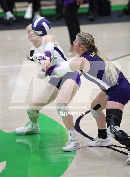 Thumbnail 2 in S & S Consolidated vs. Edgewood (UIL 3A Area Playoff) photogallery.
