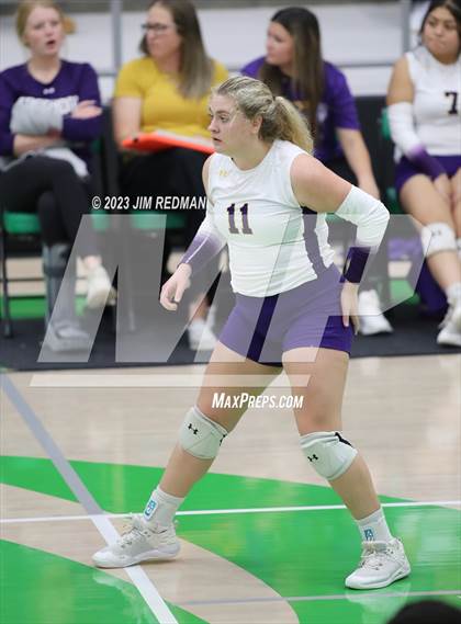 Thumbnail 3 in S & S Consolidated vs. Edgewood (UIL 3A Area Playoff) photogallery.