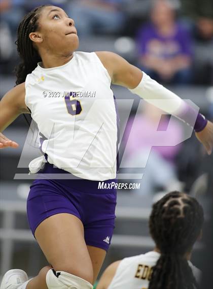 Thumbnail 3 in S & S Consolidated vs. Edgewood (UIL 3A Area Playoff) photogallery.