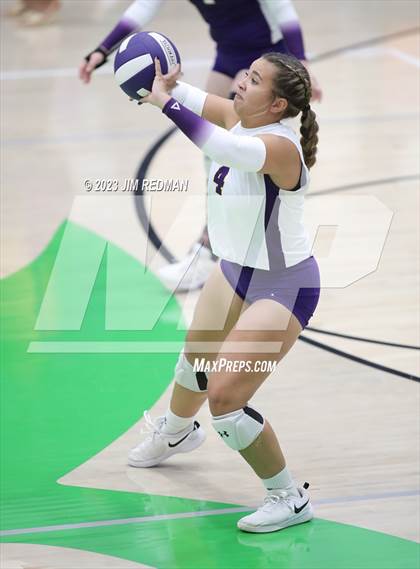 Thumbnail 2 in S & S Consolidated vs. Edgewood (UIL 3A Area Playoff) photogallery.