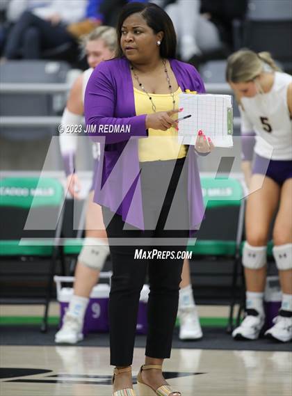 Thumbnail 2 in S & S Consolidated vs. Edgewood (UIL 3A Area Playoff) photogallery.