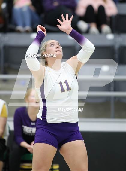Thumbnail 3 in S & S Consolidated vs. Edgewood (UIL 3A Area Playoff) photogallery.