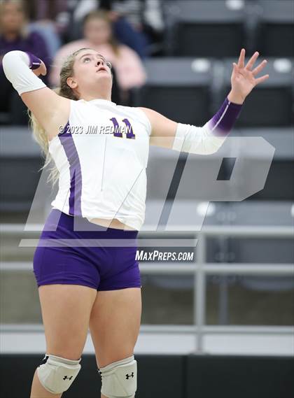 Thumbnail 3 in S & S Consolidated vs. Edgewood (UIL 3A Area Playoff) photogallery.