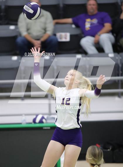 Thumbnail 1 in S & S Consolidated vs. Edgewood (UIL 3A Area Playoff) photogallery.
