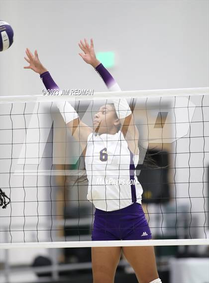 Thumbnail 3 in S & S Consolidated vs. Edgewood (UIL 3A Area Playoff) photogallery.