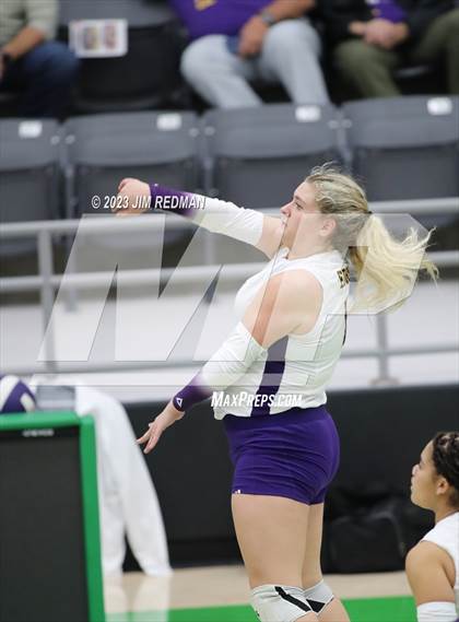 Thumbnail 1 in S & S Consolidated vs. Edgewood (UIL 3A Area Playoff) photogallery.