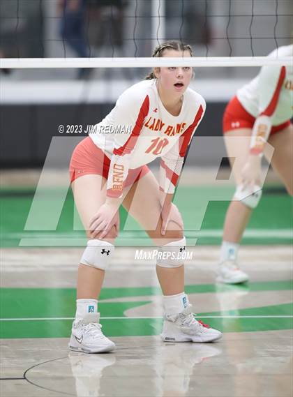 Thumbnail 2 in S & S Consolidated vs. Edgewood (UIL 3A Area Playoff) photogallery.