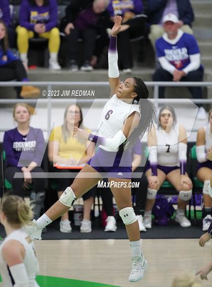 Thumbnail 1 in S & S Consolidated vs. Edgewood (UIL 3A Area Playoff) photogallery.