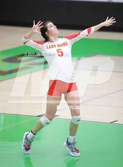 Thumbnail 1 in S & S Consolidated vs. Edgewood (UIL 3A Area Playoff) photogallery.