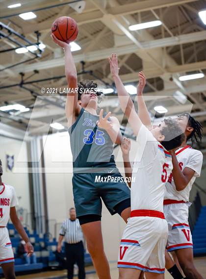 Thumbnail 1 in Villa Angela-St. Joseph vs. Lutheran East photogallery.