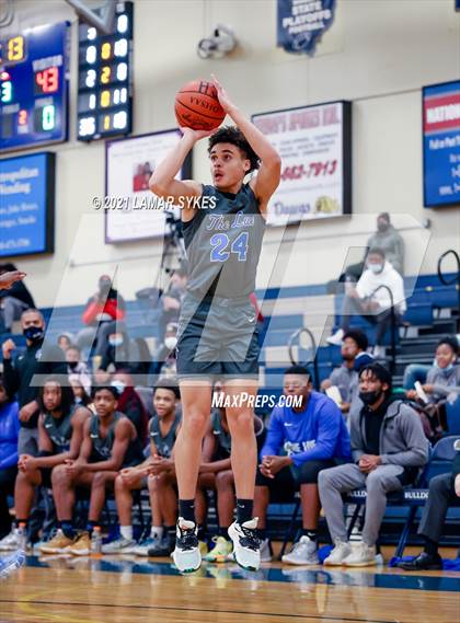 Thumbnail 1 in Villa Angela-St. Joseph vs. Lutheran East photogallery.