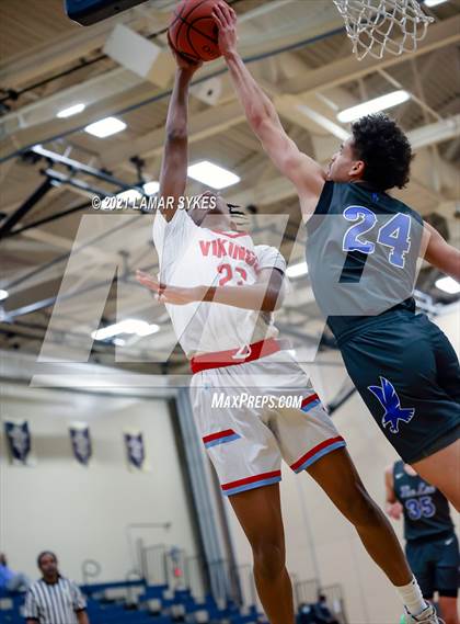 Thumbnail 1 in Villa Angela-St. Joseph vs. Lutheran East photogallery.