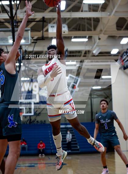 Thumbnail 1 in Villa Angela-St. Joseph vs. Lutheran East photogallery.