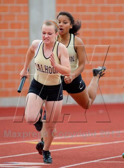 Thumbnail 1 in UIL Region 4 Regional Track & Field photogallery.