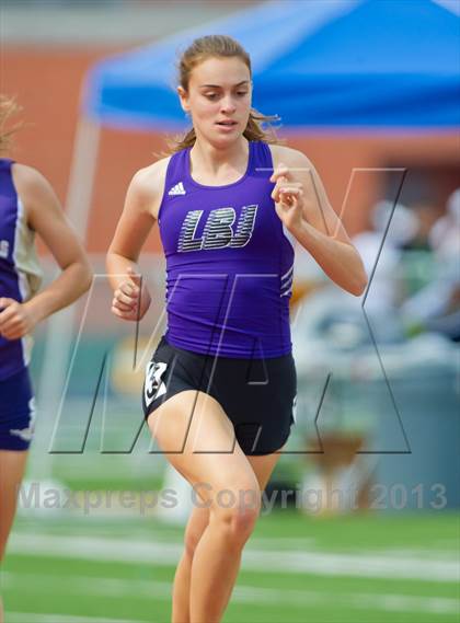 Thumbnail 1 in UIL Region 4 Regional Track & Field photogallery.