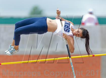 Thumbnail 2 in UIL Region 4 Regional Track & Field photogallery.