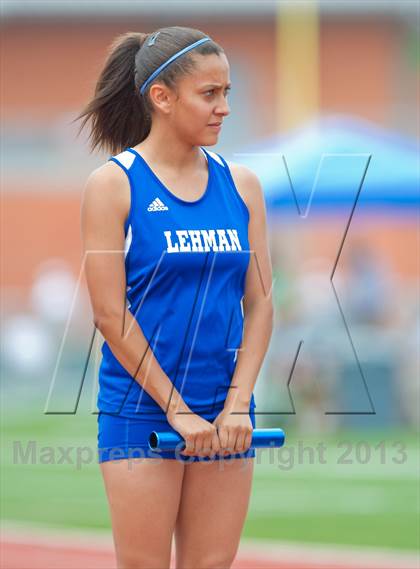 Thumbnail 1 in UIL Region 4 Regional Track & Field photogallery.