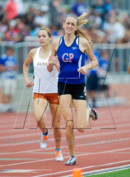 Thumbnail 3 in UIL Region 4 Regional Track & Field photogallery.