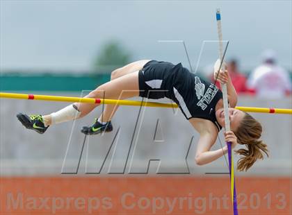 Thumbnail 1 in UIL Region 4 Regional Track & Field photogallery.