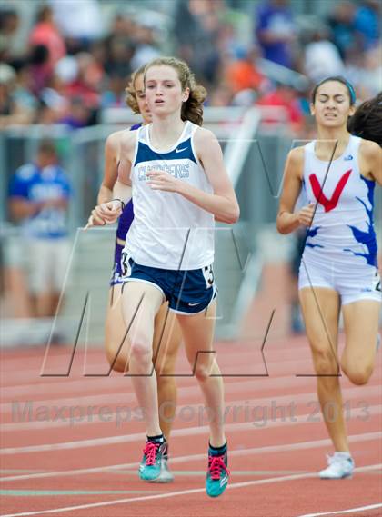 Thumbnail 2 in UIL Region 4 Regional Track & Field photogallery.