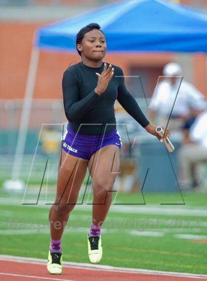 Thumbnail 3 in UIL Region 4 Regional Track & Field photogallery.