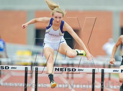 Thumbnail 1 in UIL Region 4 Regional Track & Field photogallery.
