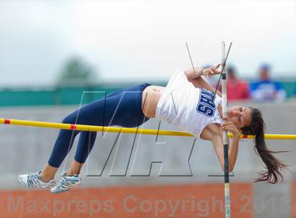 Thumbnail 2 in UIL Region 4 Regional Track & Field photogallery.