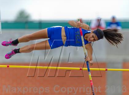 Thumbnail 2 in UIL Region 4 Regional Track & Field photogallery.