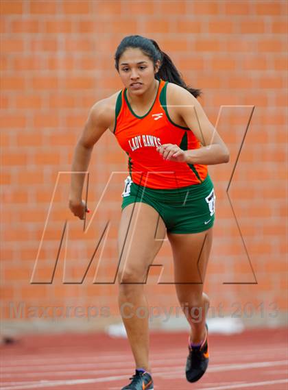 Thumbnail 3 in UIL Region 4 Regional Track & Field photogallery.