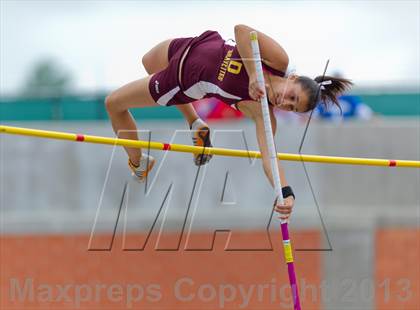 Thumbnail 1 in UIL Region 4 Regional Track & Field photogallery.