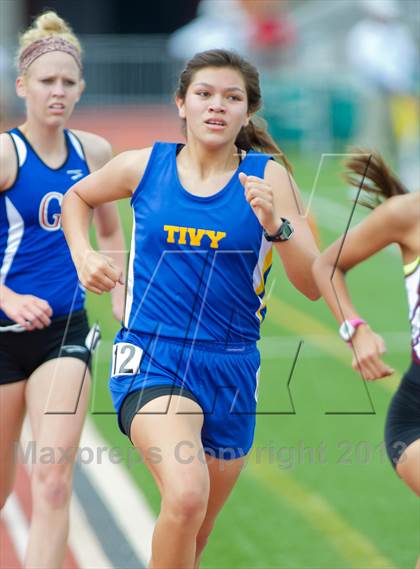 Thumbnail 2 in UIL Region 4 Regional Track & Field photogallery.
