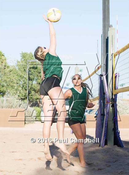 Thumbnail 2 in Notre Dame Prep vs. Flagstaff photogallery.