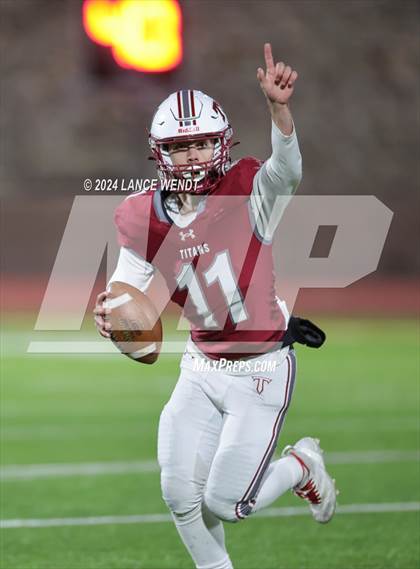 Thumbnail 3 in Wellington vs. The Classical Academy (CHSAA 2A Final) photogallery.
