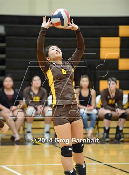 Thumbnail 1 in Lincoln @ Yuba City photogallery.