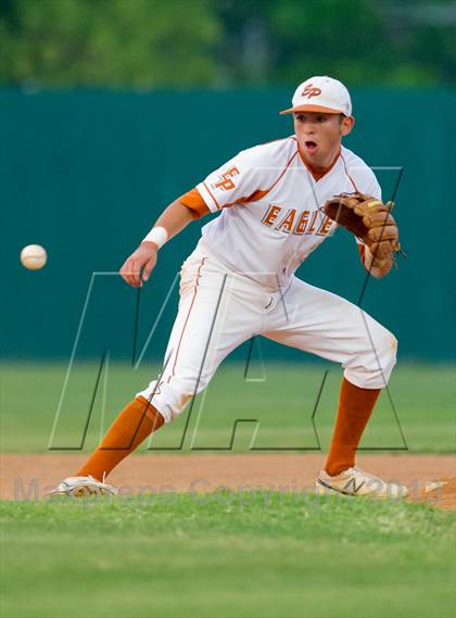 Thumbnail 2 in Sharyland vs. Eagle Pass (UIL 5A Region IV Regional Quarterfinal Playoff) photogallery.