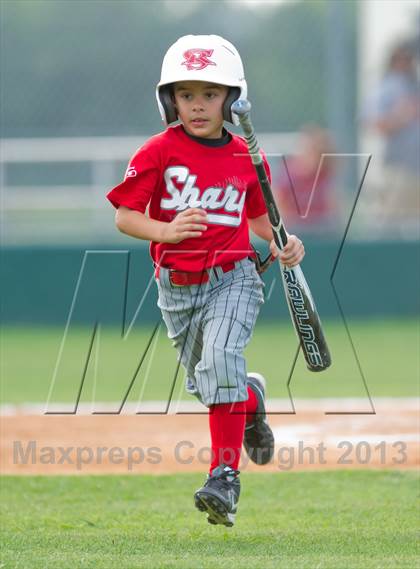 Thumbnail 2 in Sharyland vs. Eagle Pass (UIL 5A Region IV Regional Quarterfinal Playoff) photogallery.