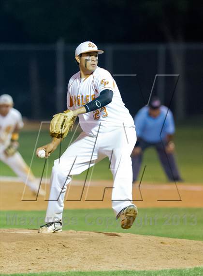 Thumbnail 3 in Sharyland vs. Eagle Pass (UIL 5A Region IV Regional Quarterfinal Playoff) photogallery.