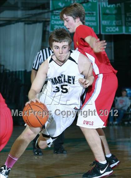 Thumbnail 3 in Hackley vs. Friends Seminary photogallery.