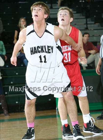 Thumbnail 2 in Hackley vs. Friends Seminary photogallery.